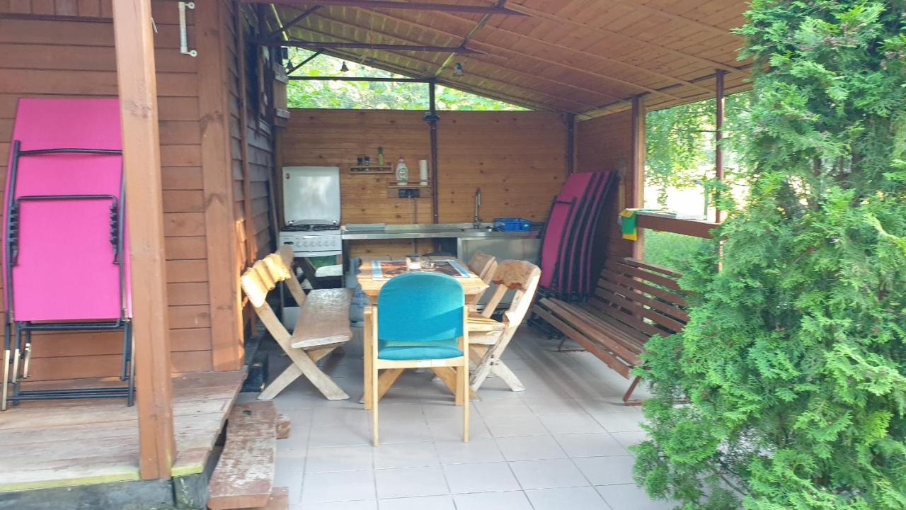 Domki Domek Na Jeziorem Wilczynskim Budzislawskim , Las, Osobno Ogrodzony 2-6 Osob- Klimatyzacja, Ogrzewanie, 62-550 Zygmuntowo Gm Wilczyn Bagian luar foto