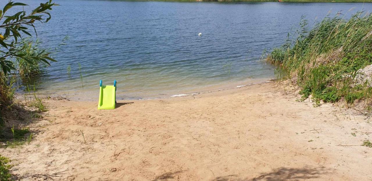 Domki Domek Na Jeziorem Wilczynskim Budzislawskim , Las, Osobno Ogrodzony 2-6 Osob- Klimatyzacja, Ogrzewanie, 62-550 Zygmuntowo Gm Wilczyn Bagian luar foto